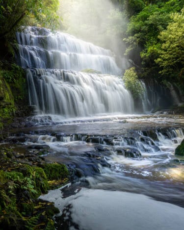 Nikon magazine - Photographing in direct sunlight