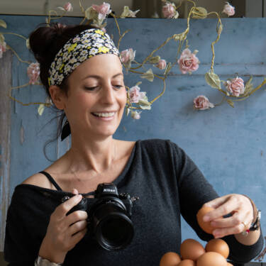 Nikon magazine author profile only - donna crous